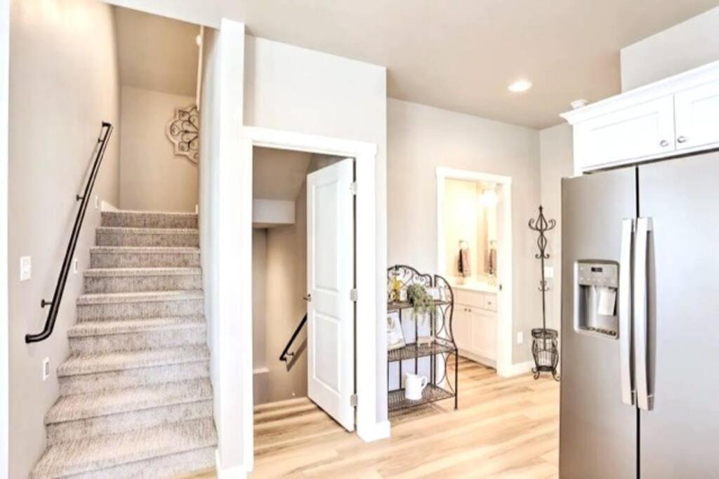New! Cozy & Modern Spearfish Home Near Downtown! Eksteriør bilde