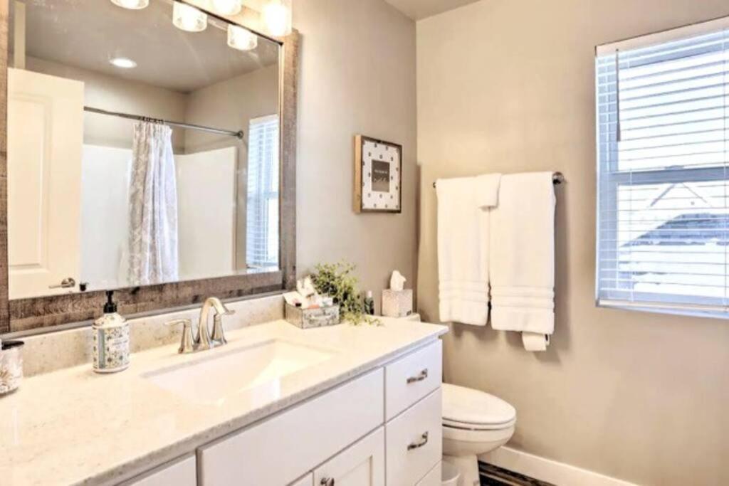 New! Cozy & Modern Spearfish Home Near Downtown! Eksteriør bilde